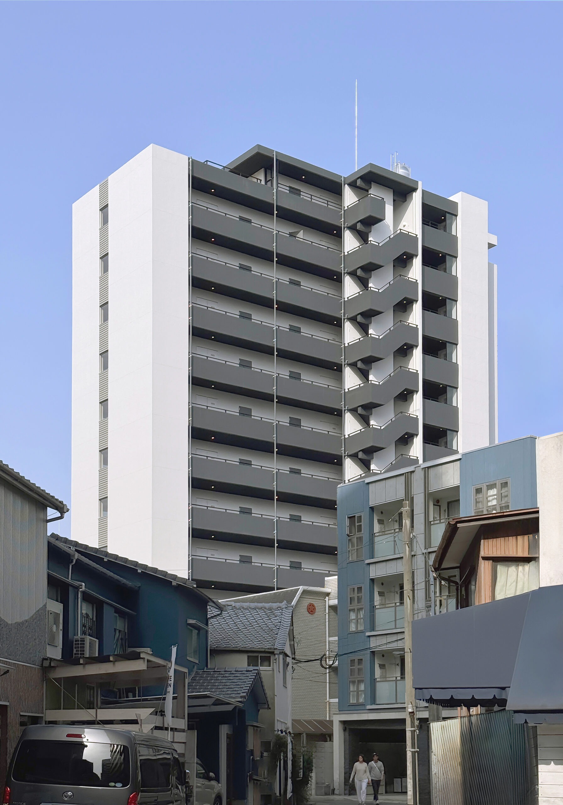 LIFE GRANDE HAKATA