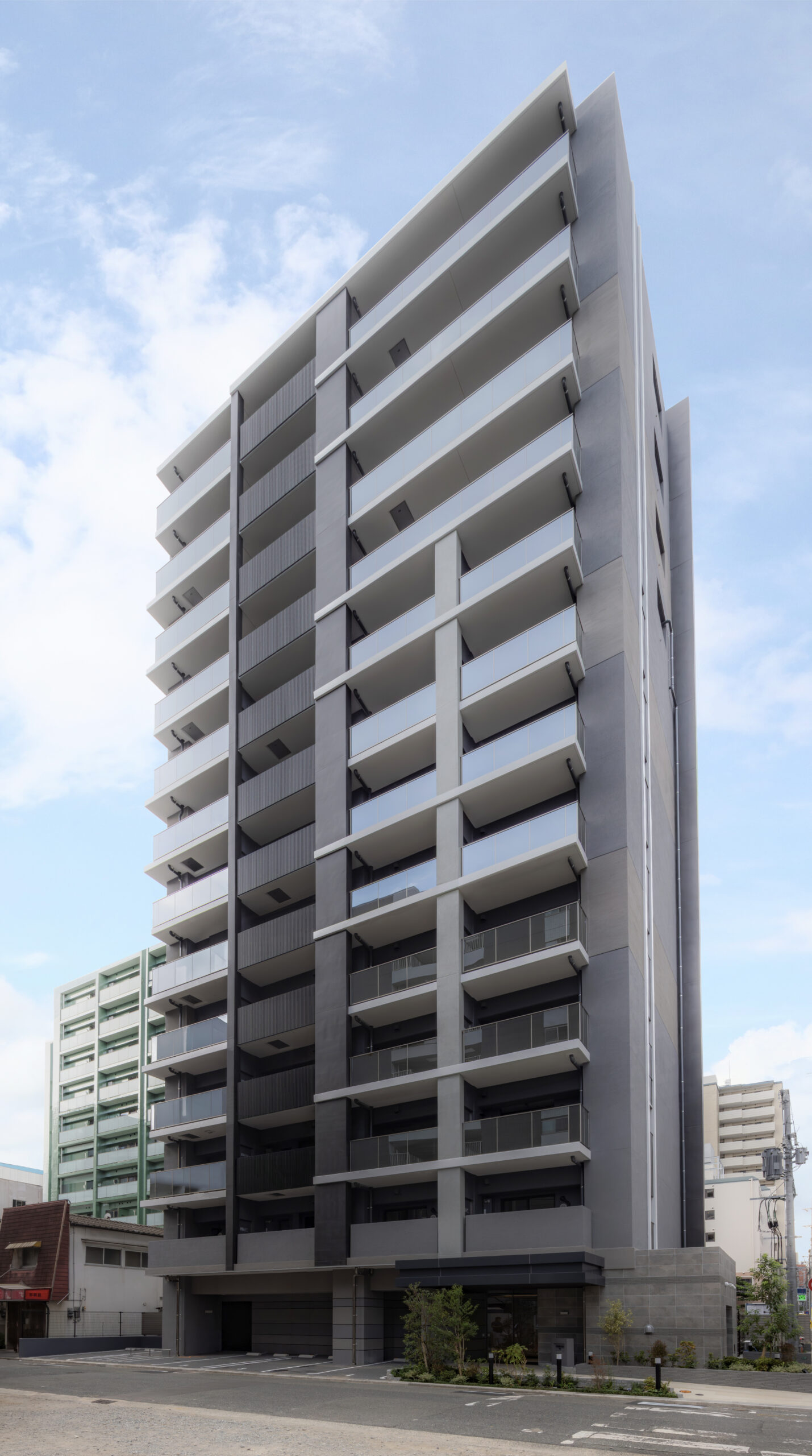 SEASON FLATS 渡辺通